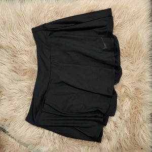 Black Nkie Skirt w/Shorts